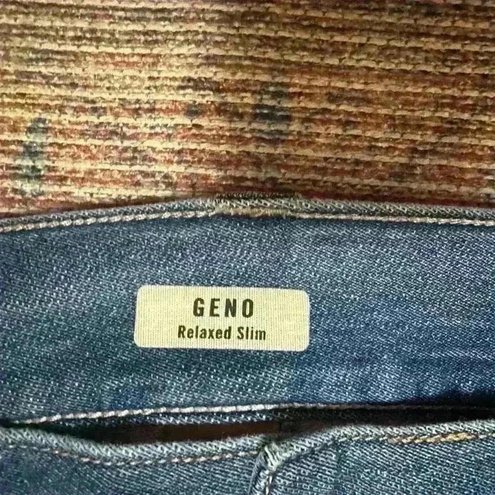True Religion 'Geno' Mens 33 Jeans Relaxed Slim Soft Denim Pants Streetwear